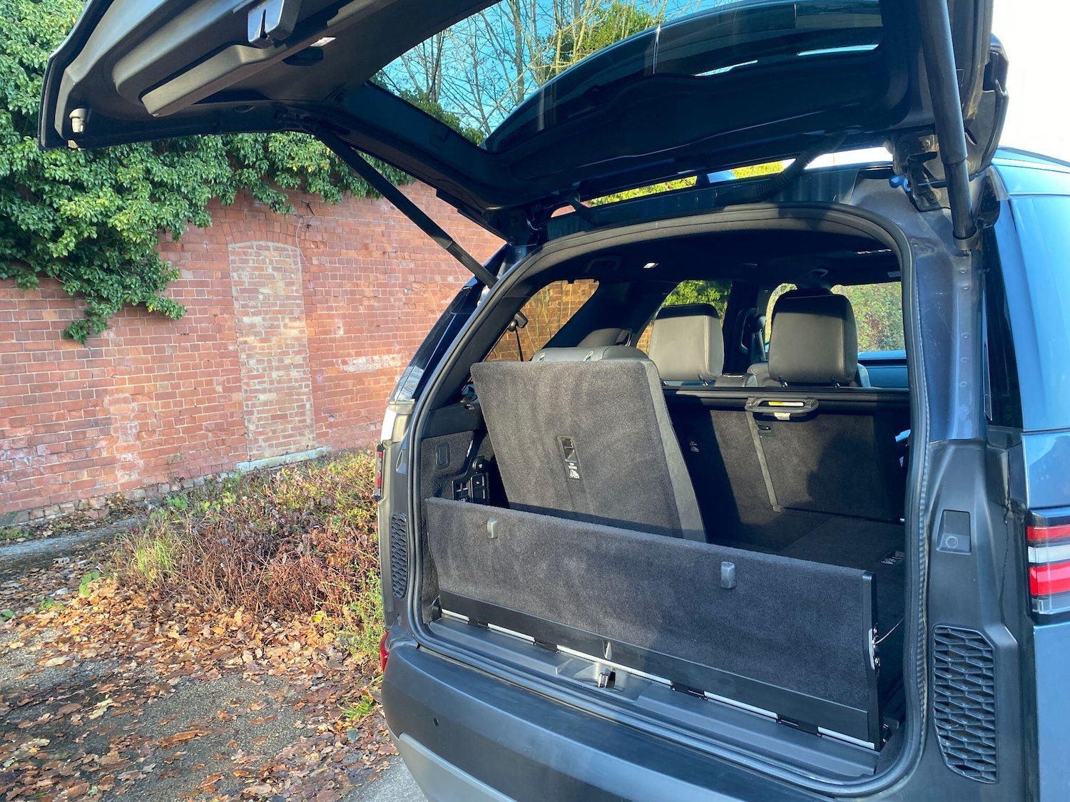 Used Land Rover Discovery 2019 for sale - 76592086: Photo 21