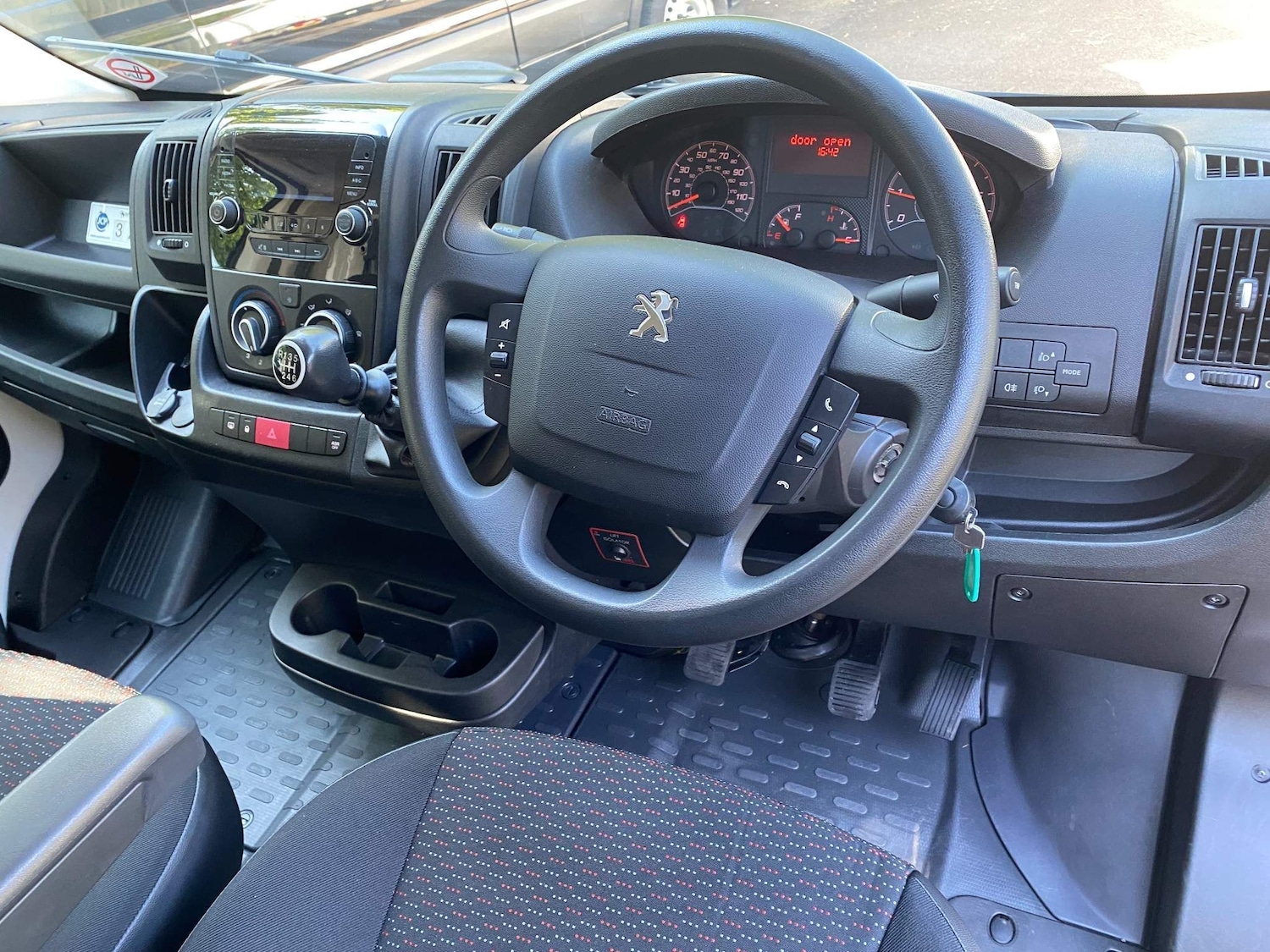 Used Peugeot Boxer 2020 for sale - 76337848: Photo 6