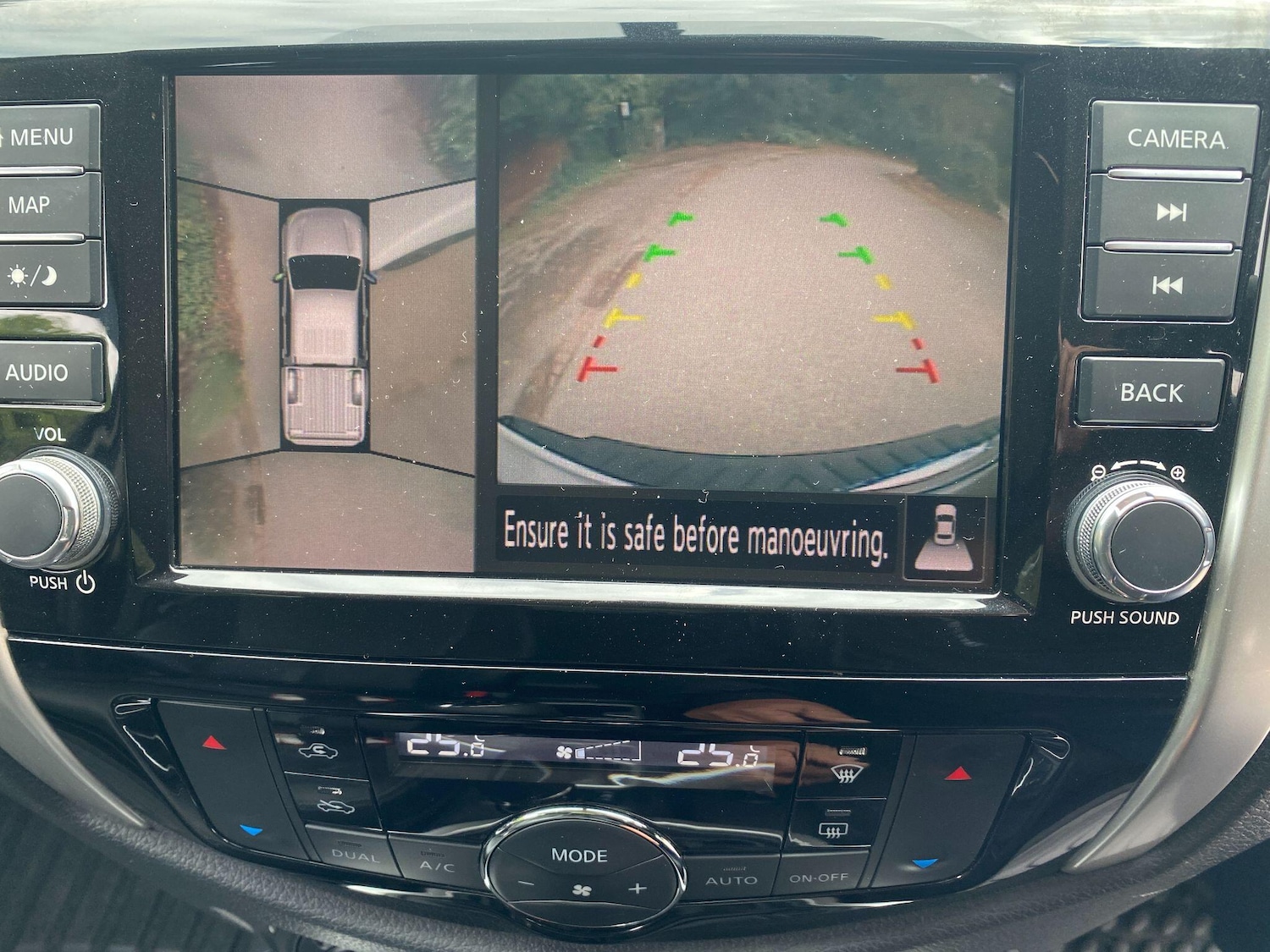 Used Nissan Navara 2020 for sale - 76377626: Photo 16