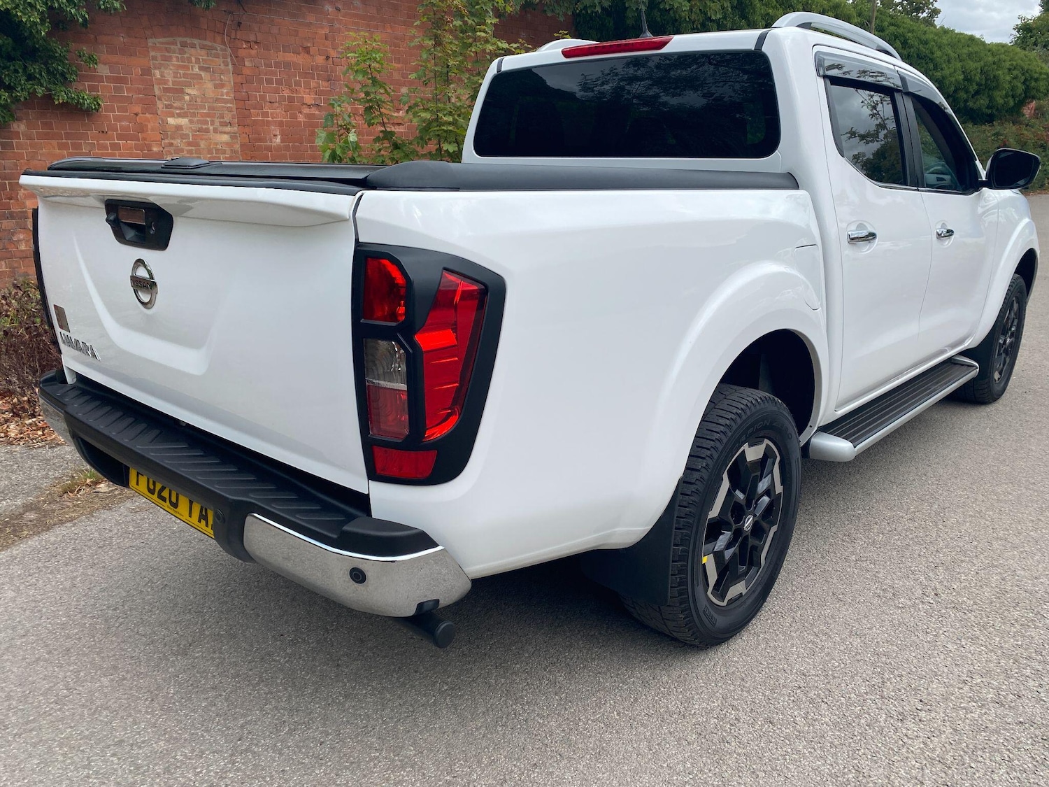 Used Nissan Navara 2020 for sale - 76377626: Photo 6