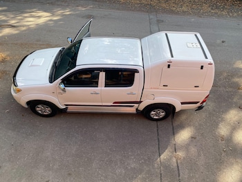 Used Toyota Hilux 2008 for sale - 77306234: Photo