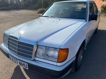 1993 (K) - 2.2 16v E 4dr