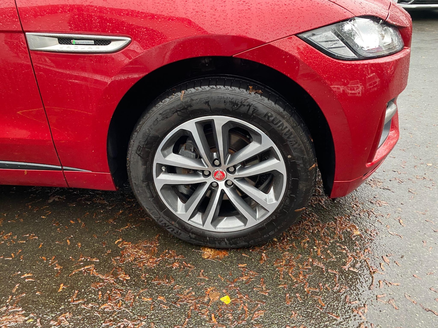 Used Jaguar F-Pace 2019 for sale - 76899418: Photo 21