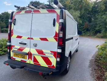 Used Vauxhall Vivaro 2017 for sale - 75082825: Photo