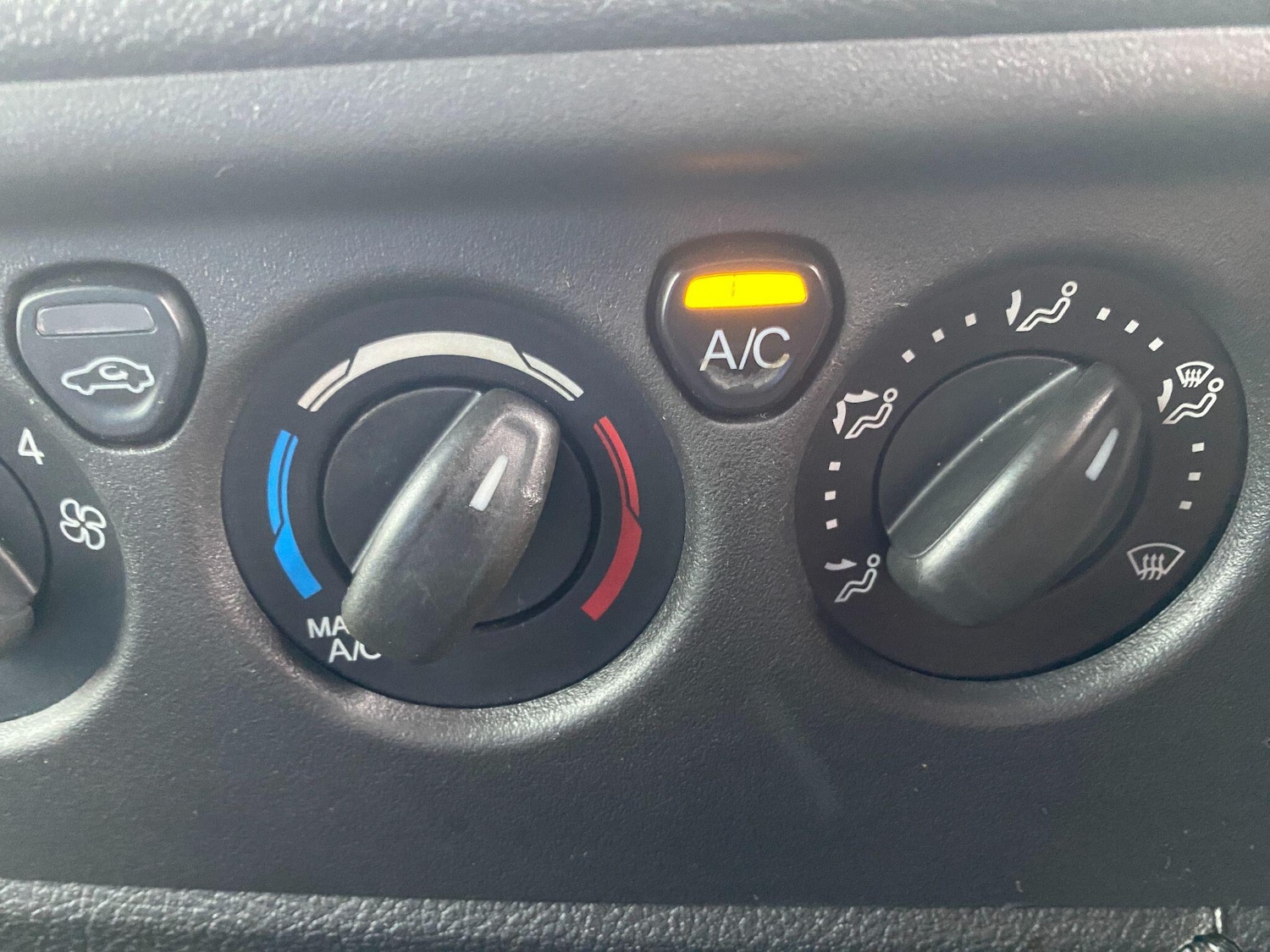 Used Ford Transit 2019 for sale - 78047864: Photo 9