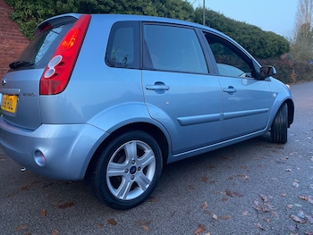 Used Ford Fiesta 2007 for sale - 77565000: Photo