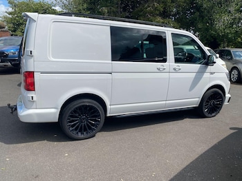 Used Volkswagen Transporter 2019 for sale - 79396036: Photo