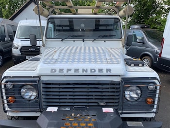 Used Land Rover Defender 110 2015 for sale - 75481428: Photo