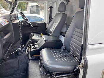 Used Land Rover Defender 110 2015 for sale - 75481428: Photo