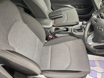 Used Hyundai i30 2023 for sale - 78741146: Photo