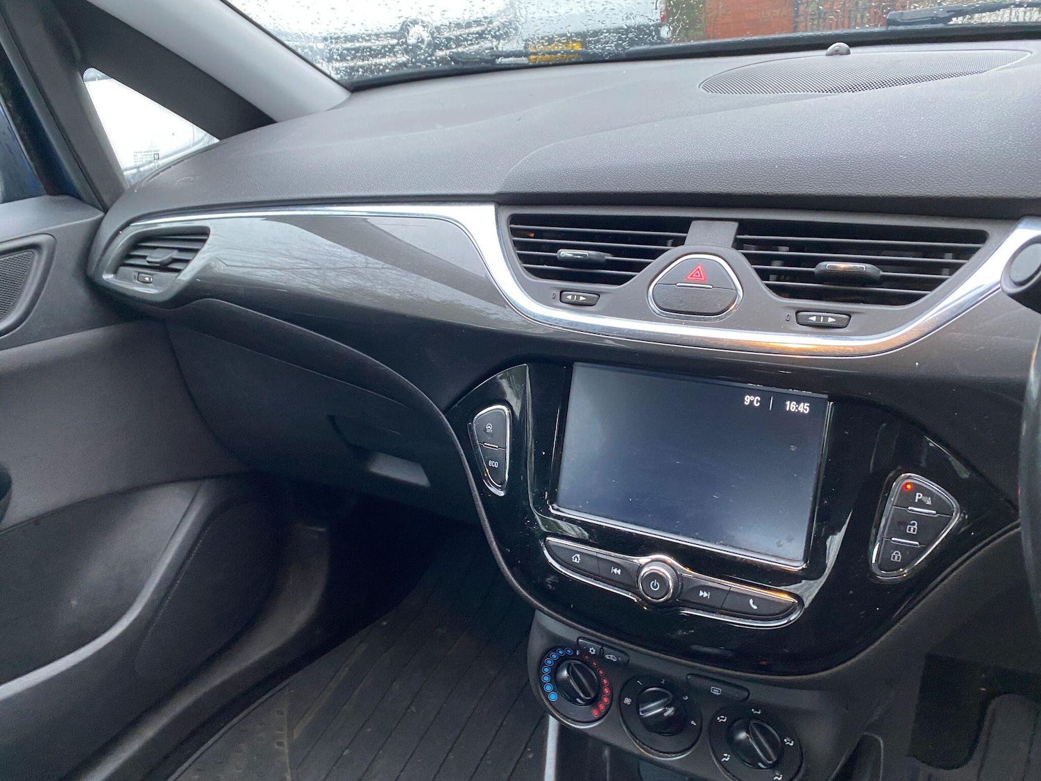 Used Vauxhall Corsa 2017 for sale - 77396437: Photo 5