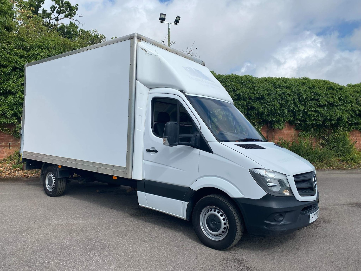 Used Mercedes-Benz Sprinter 2017 for sale - 76349617: Photo 1