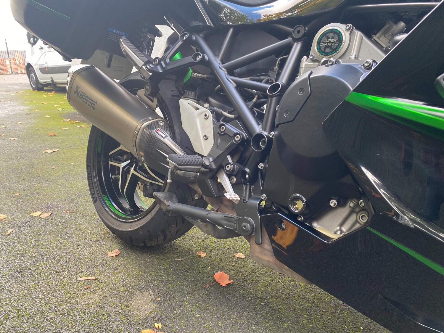 Used Kawasaki NINJA H2 SX 2021 for sale - 78538945: Photo 17