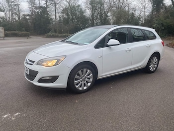 2016 (66) - 1.6 CDTi BlueInjection Design Sports Tourer Euro 6 (s/s) 5dr