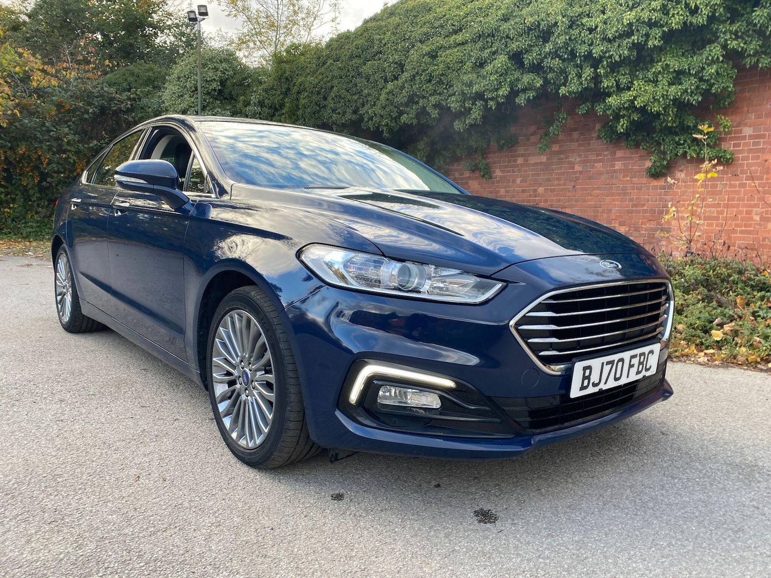 Used Ford Mondeo 2020 for sale - 76993598: Photo 2