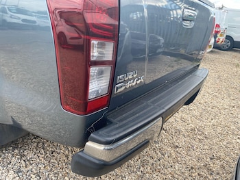 Used Isuzu D-Max 2016 for sale - 79590421: Photo