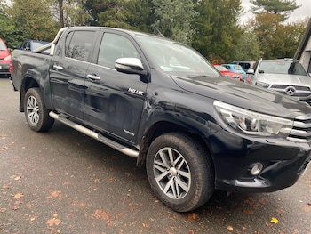 Used Toyota Hilux 2018 for sale - 76550320: Photo