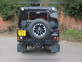 Used Land Rover Defender 110 2012 for sale - 75481363: Photo