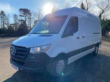 Mercedes-Benz - Sprinter