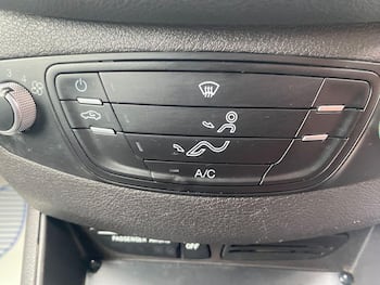 Used Ford Transit Courier 2019 for sale - 79680854: Photo