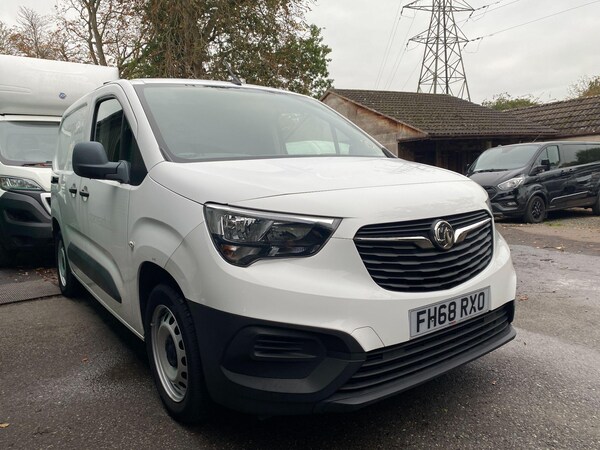 Used Vauxhall Combo 2019 for sale - 76239354: Photo 1