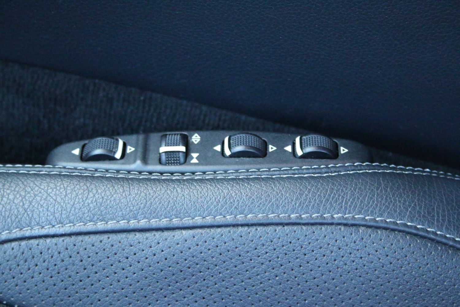 Used Mercedes-Benz E Class 2014 for sale - 76990268: Photo 14