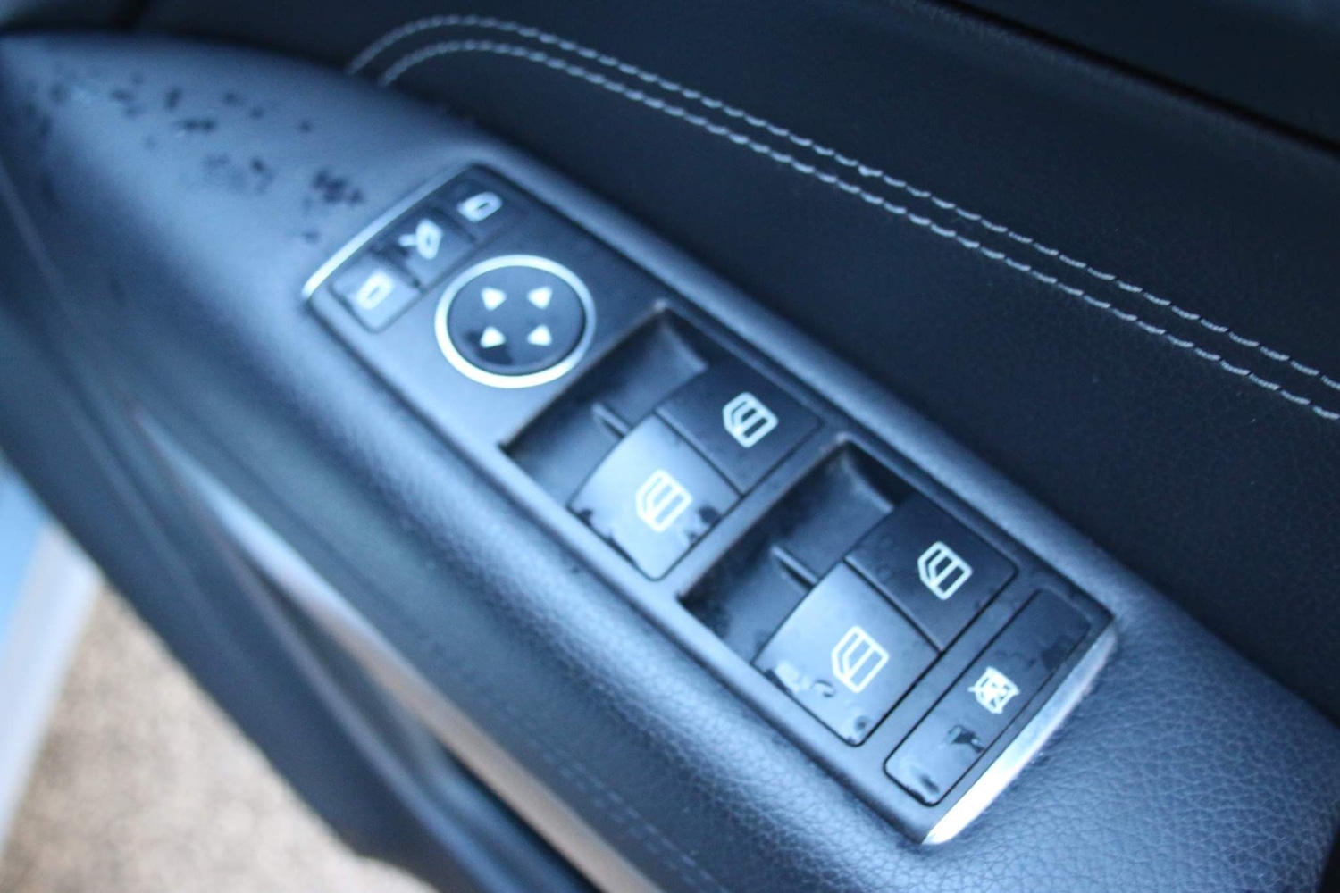 Used Mercedes-Benz E Class 2014 for sale - 76990268: Photo 21