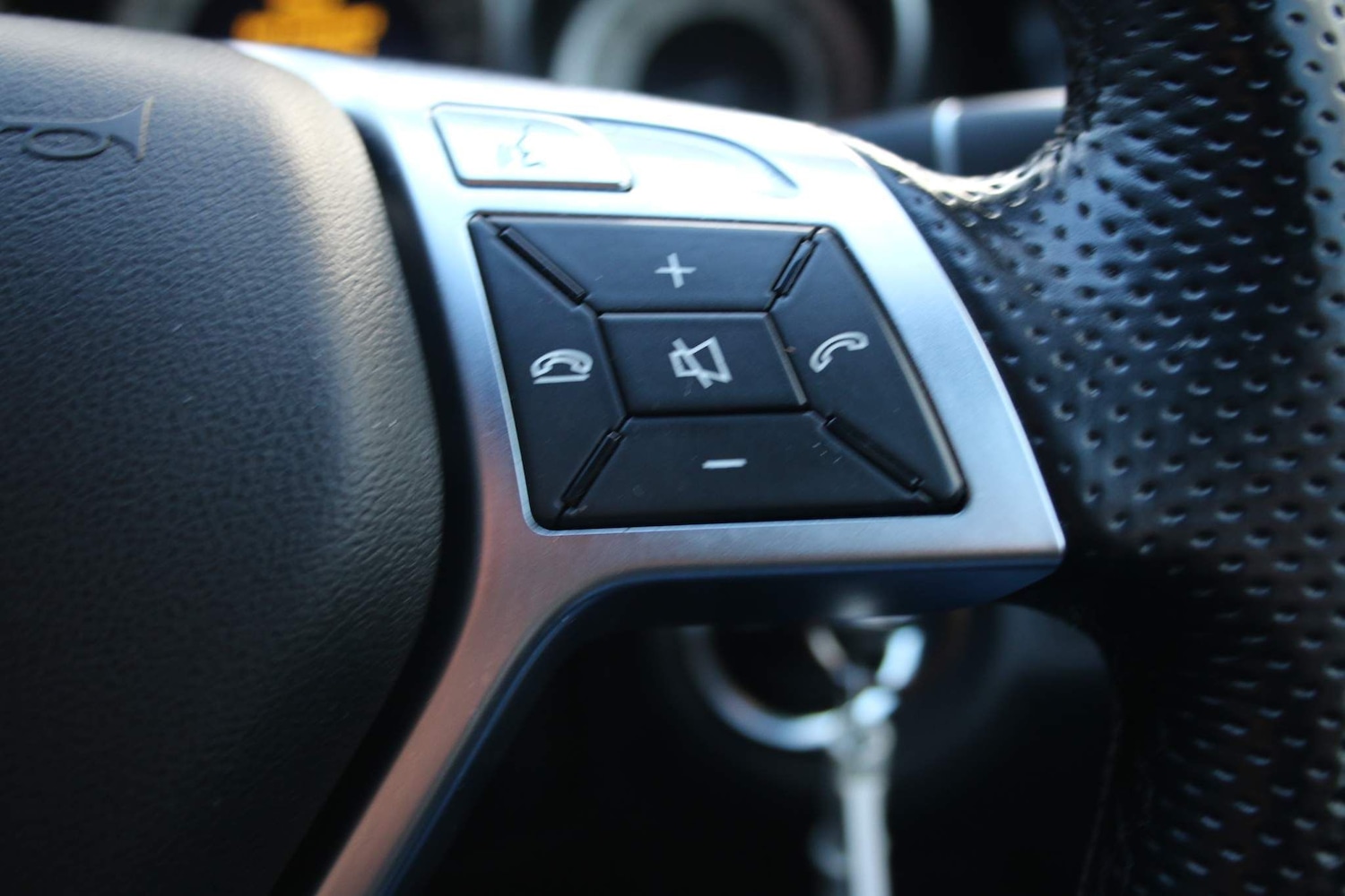 Used Mercedes-Benz E Class 2014 for sale - 76990268: Photo 27