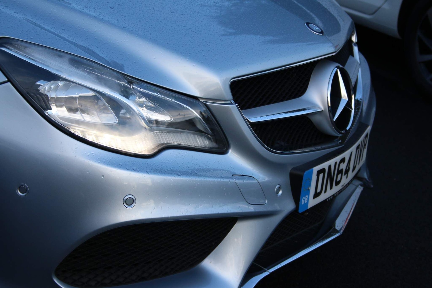 Used Mercedes-Benz E Class 2014 for sale - 76990268: Photo 4