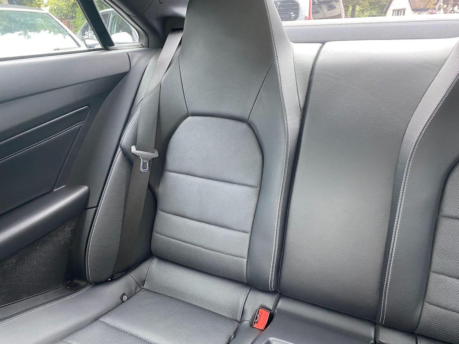 Used Mercedes-Benz E Class 2014 for sale - 76990268: Photo 45