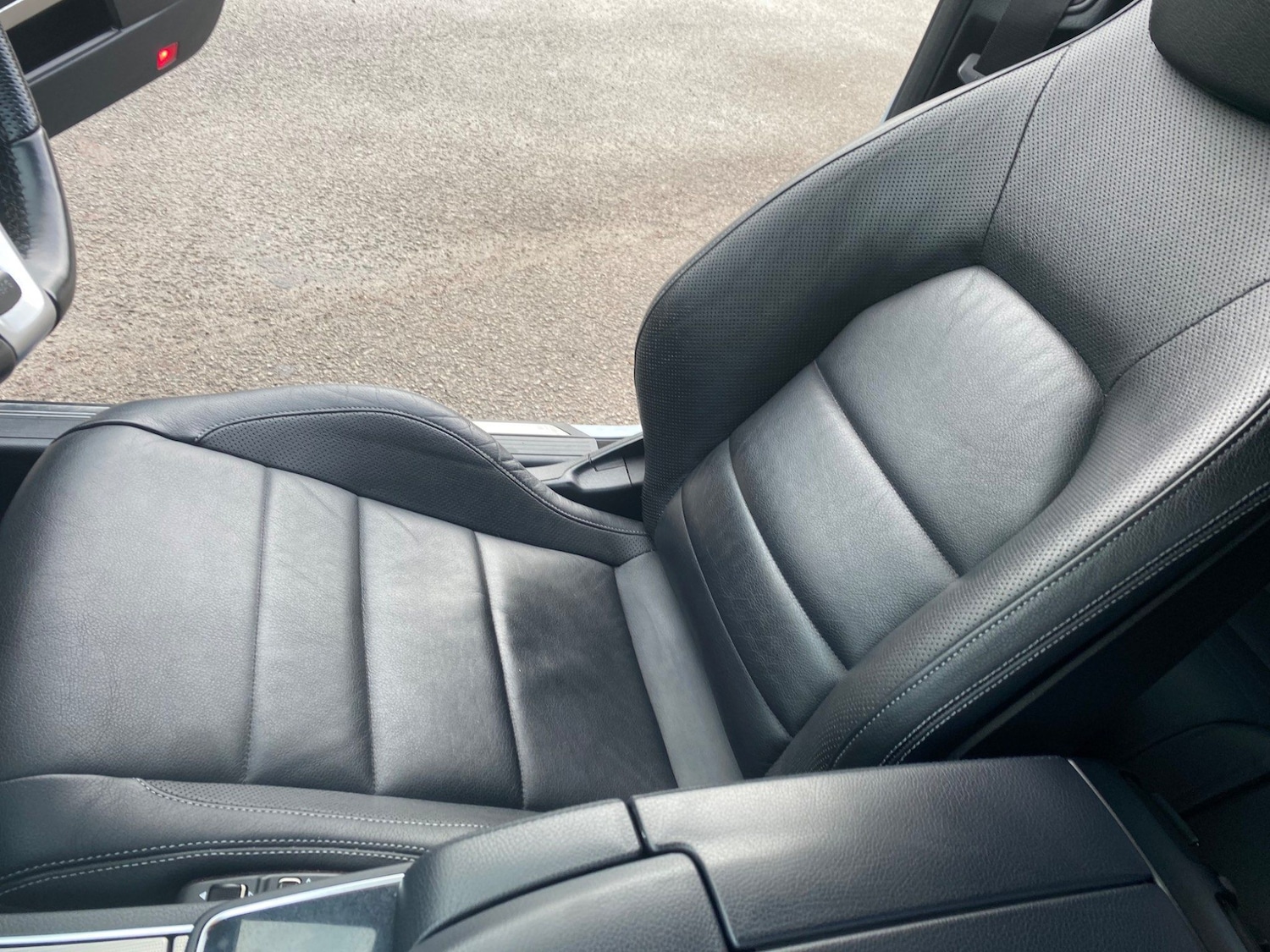 Used Mercedes-Benz E Class 2014 for sale - 76990268: Photo 5