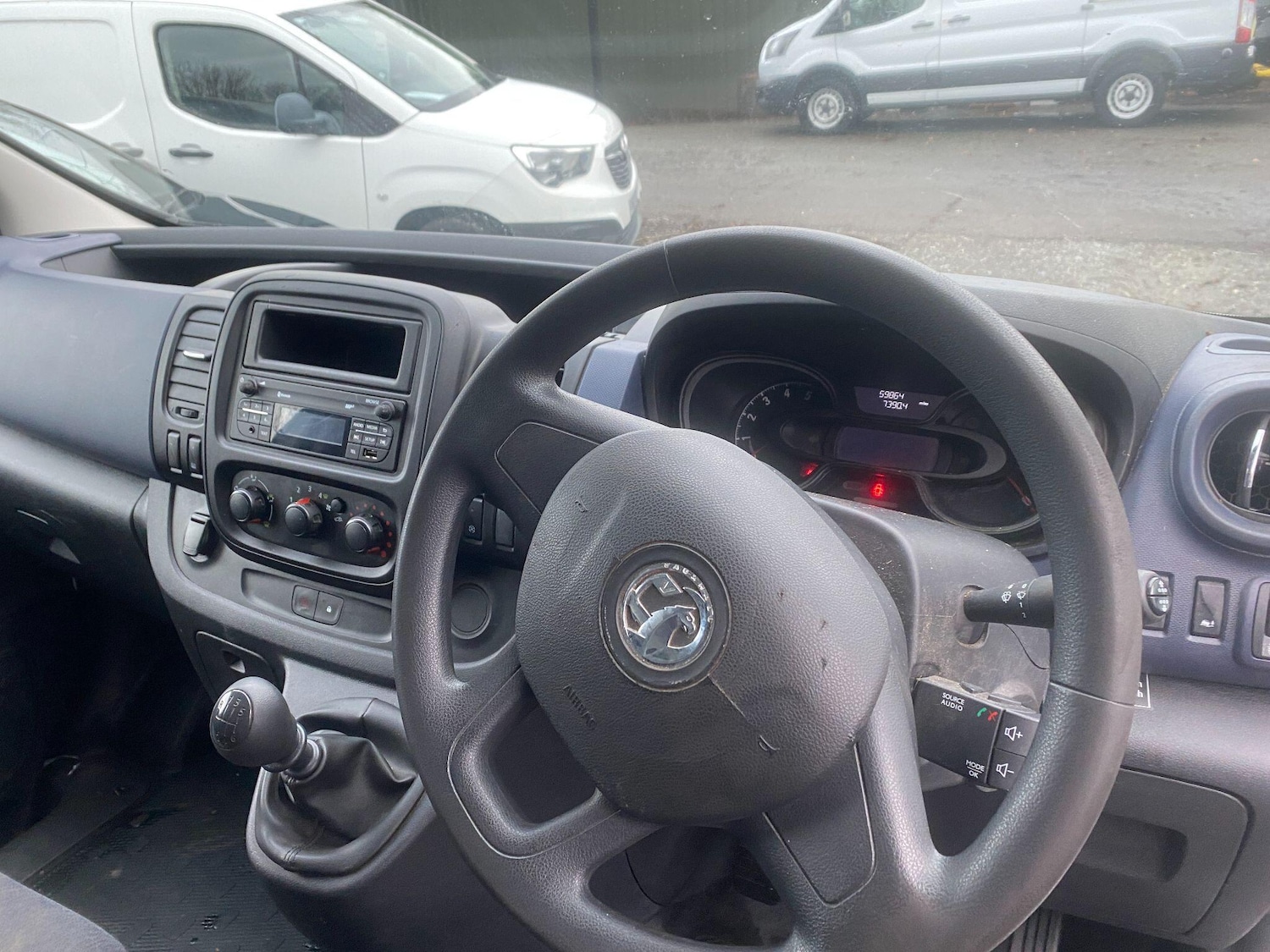 Used Vauxhall Vivaro 2018 for sale - 77305027: Photo 5