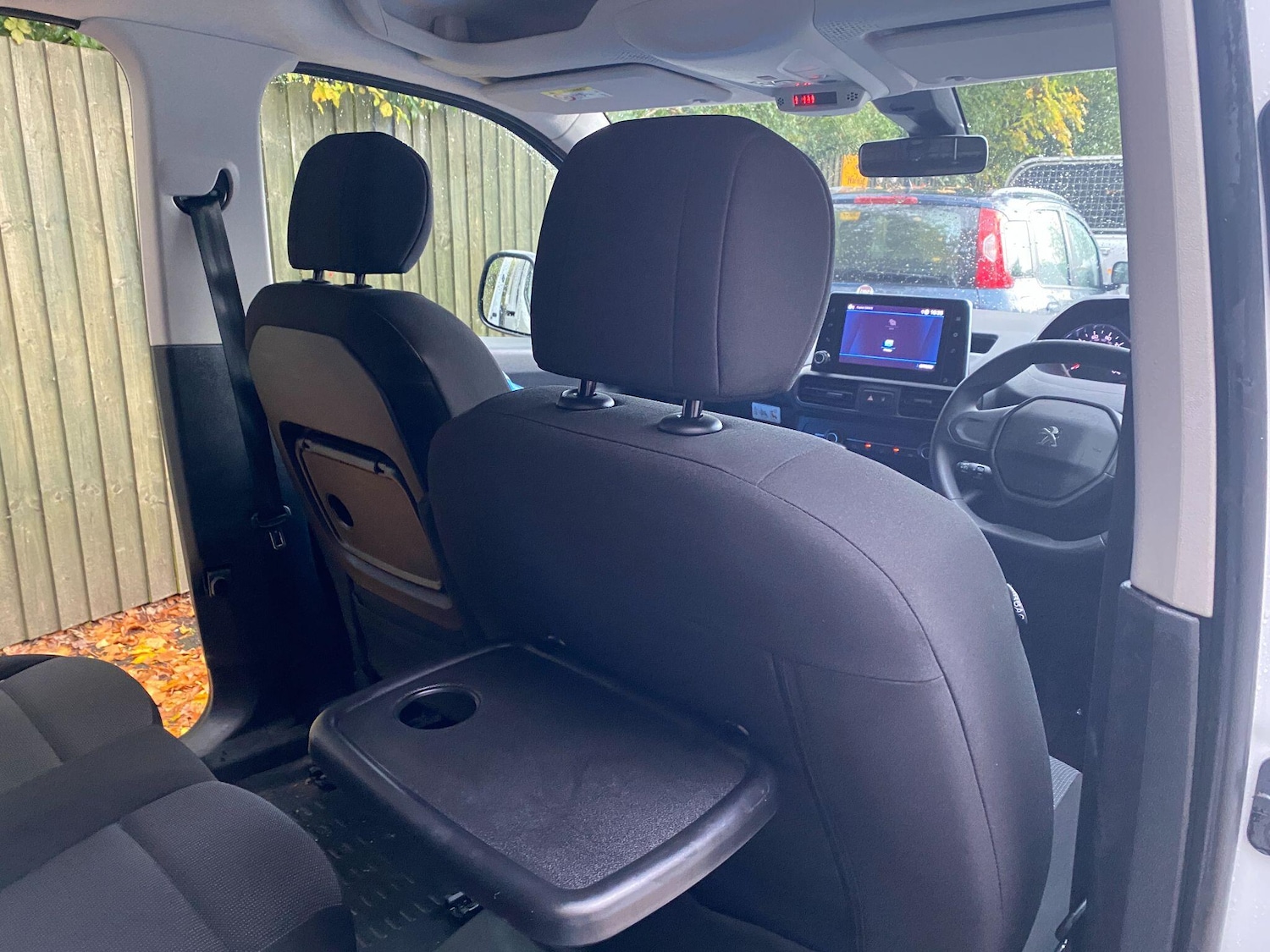 Used Peugeot Partner 2022 for sale - 76371104: Photo 18