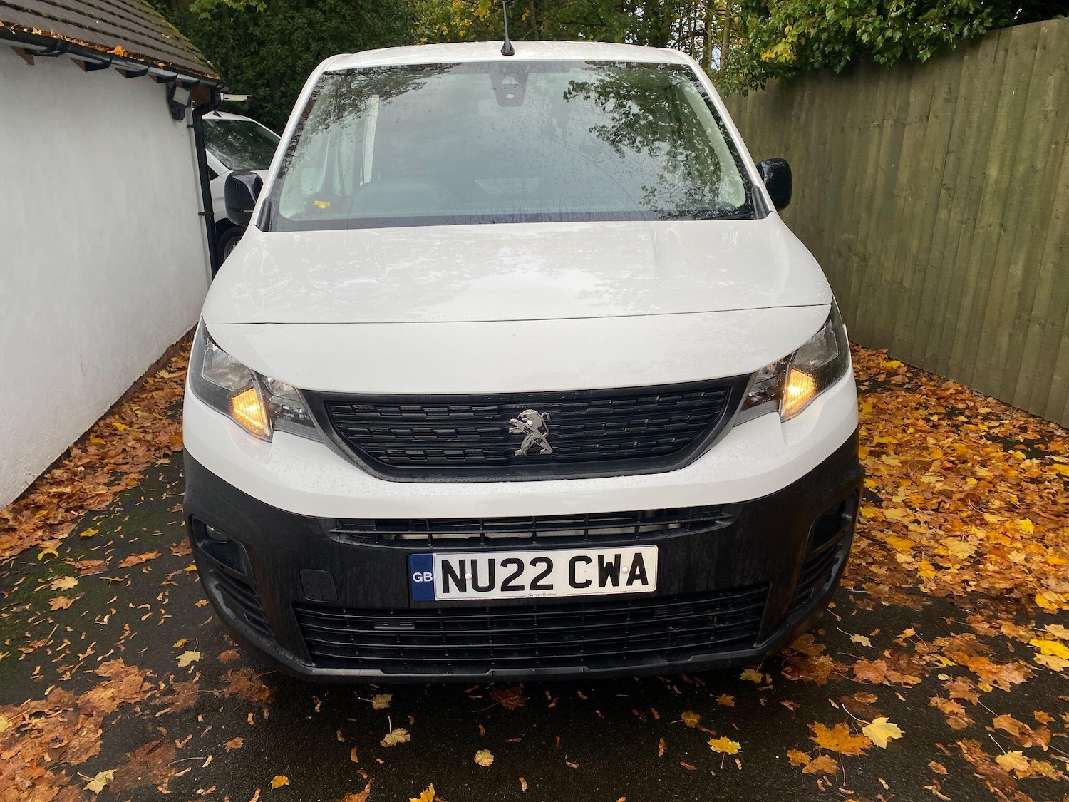Used Peugeot Partner 2022 for sale - 76371104: Photo 2