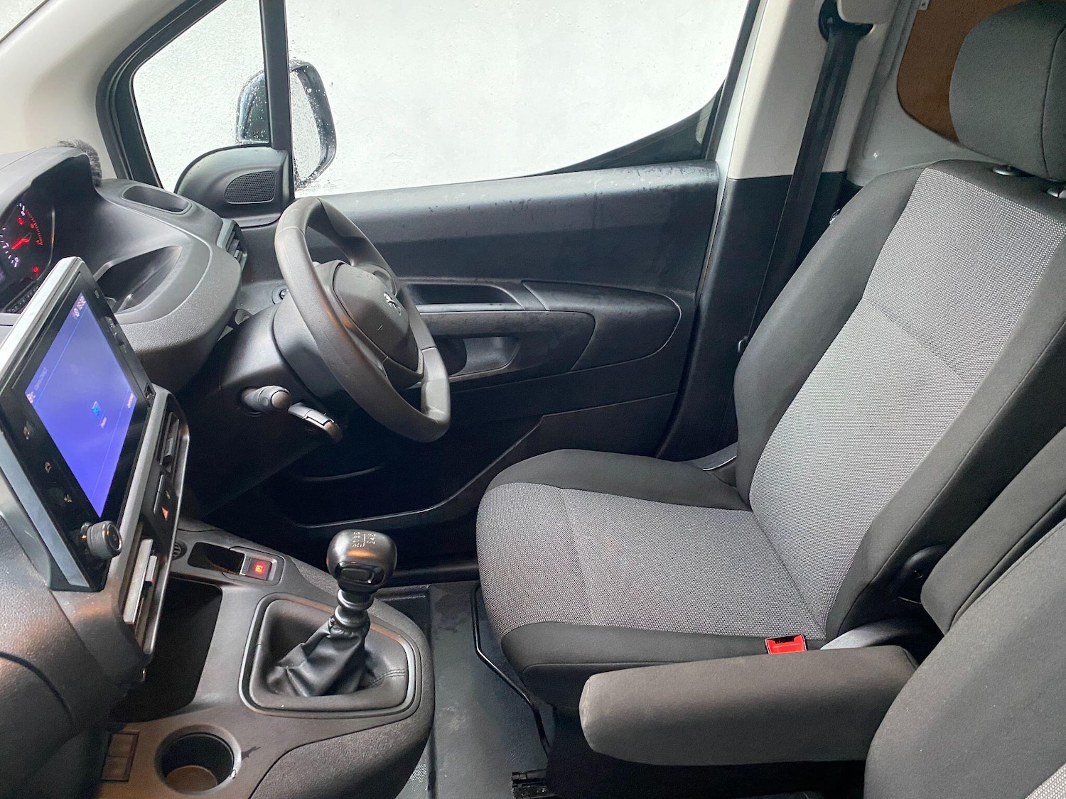 Used Peugeot Partner 2022 for sale - 76371104: Photo 6