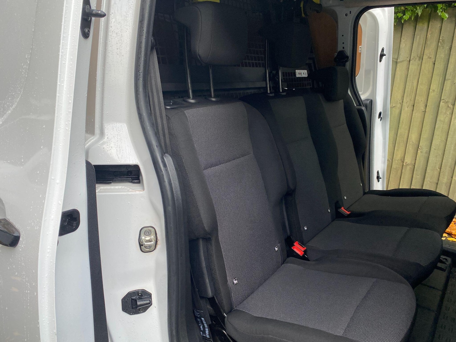 Used Peugeot Partner 2022 for sale - 76371104: Photo 9