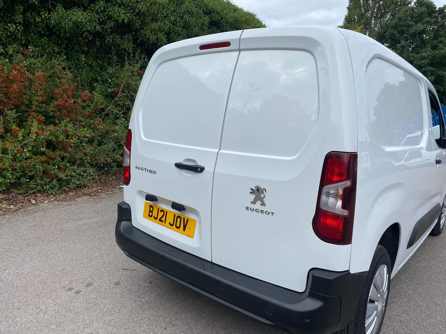 Used Peugeot Partner 2021 for sale - 76994438: Photo 3