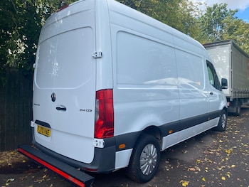 Used Mercedes-Benz Sprinter 2020 for sale - 79601529: Photo