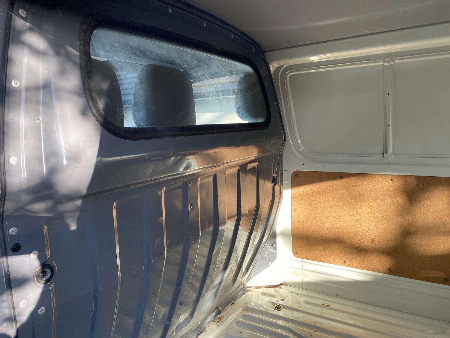 Used Toyota HiAce 2004 for sale - 76269670: Photo 13