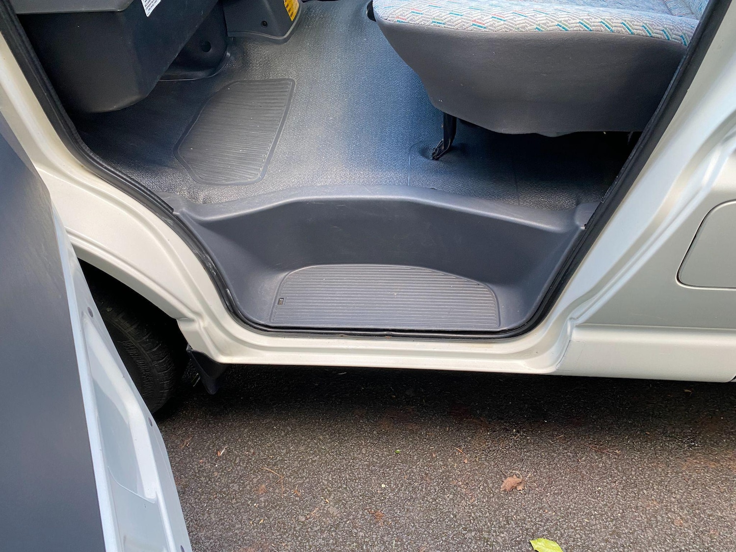 Used Toyota HiAce 2004 for sale - 76269670: Photo 8