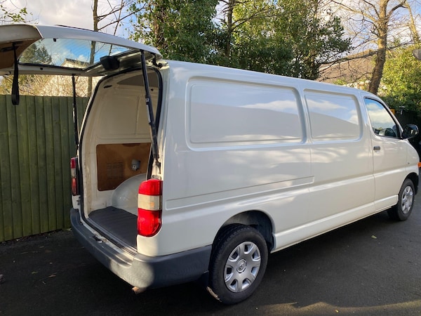 Used Toyota HiAce 2004 for sale - 76269670: Photo 9