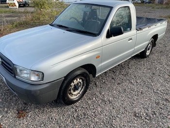 Used Mazda B2200 1999 for sale - 76425573: Photo