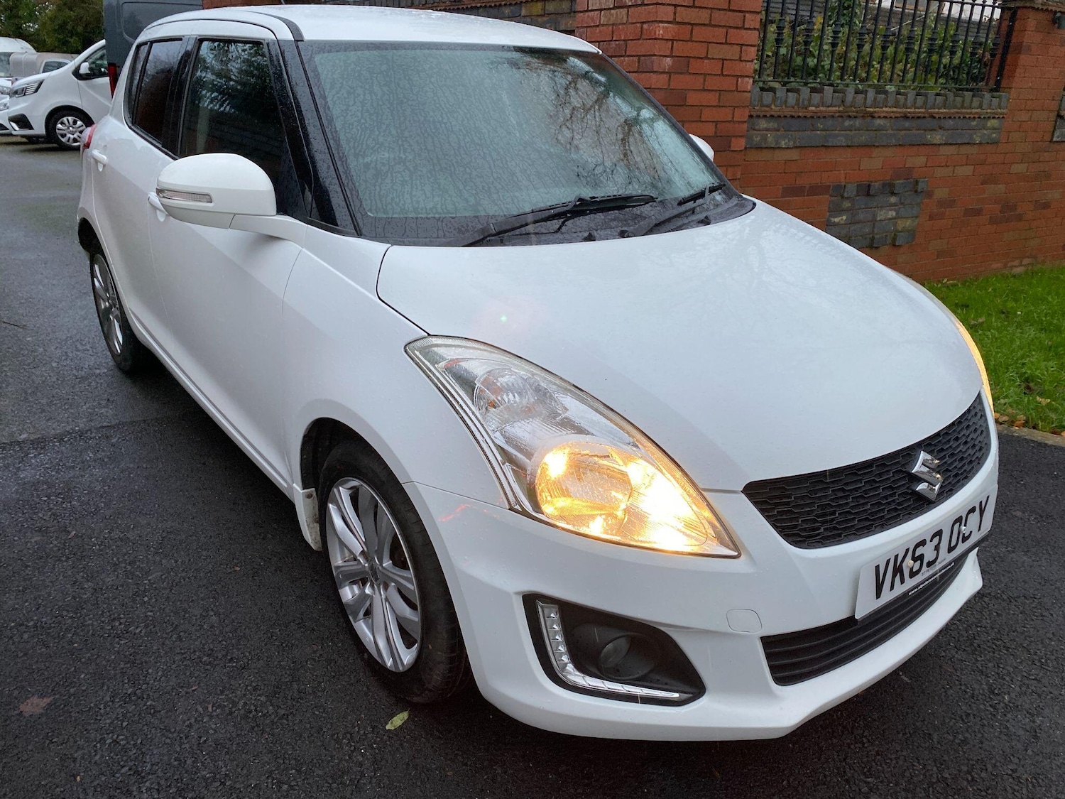 Used Suzuki Swift 2013 for sale - 76832482: Photo 1