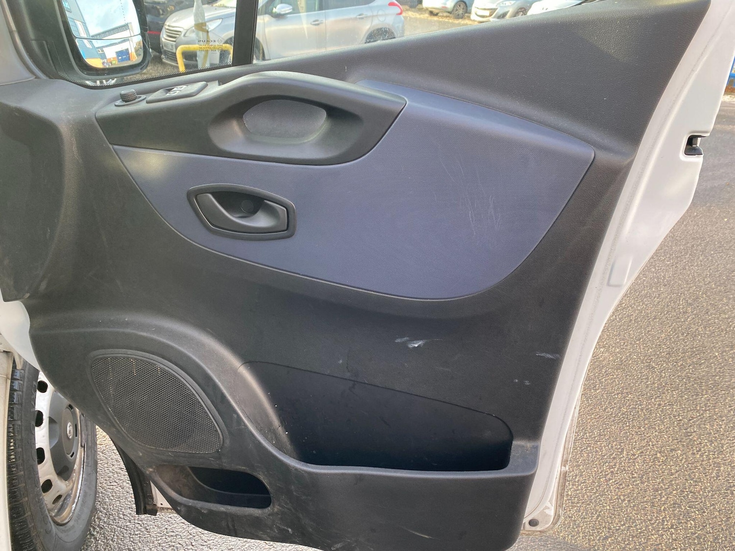 Used Vauxhall Vivaro 2019 for sale - 77132060: Photo 6