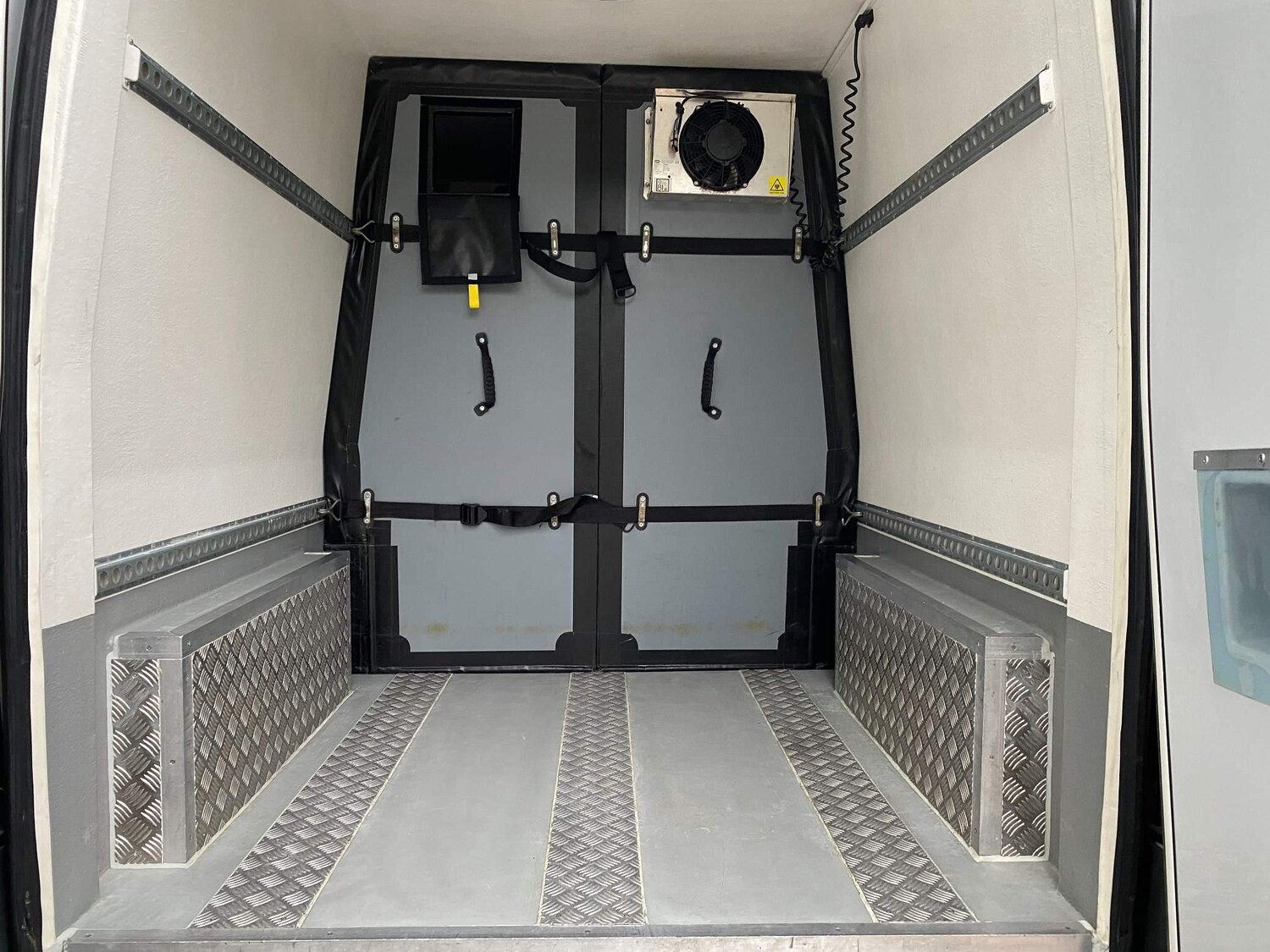 Used Mercedes-Benz Sprinter 2020 for sale - 76314657: Photo 17