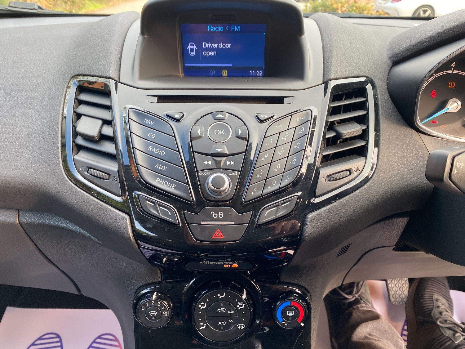 Used Ford Fiesta 2017 for sale - 76512876: Photo 17