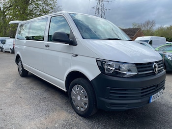 Used Volkswagen Transporter Shuttle 2018 for sale - 78135575: Photo