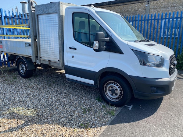 Used Ford Transit 2019 for sale - 75669811: Photo 2