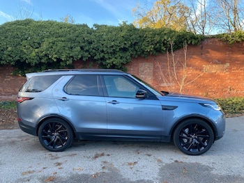 Used Land Rover Discovery 2019 for sale - 78318549: Photo