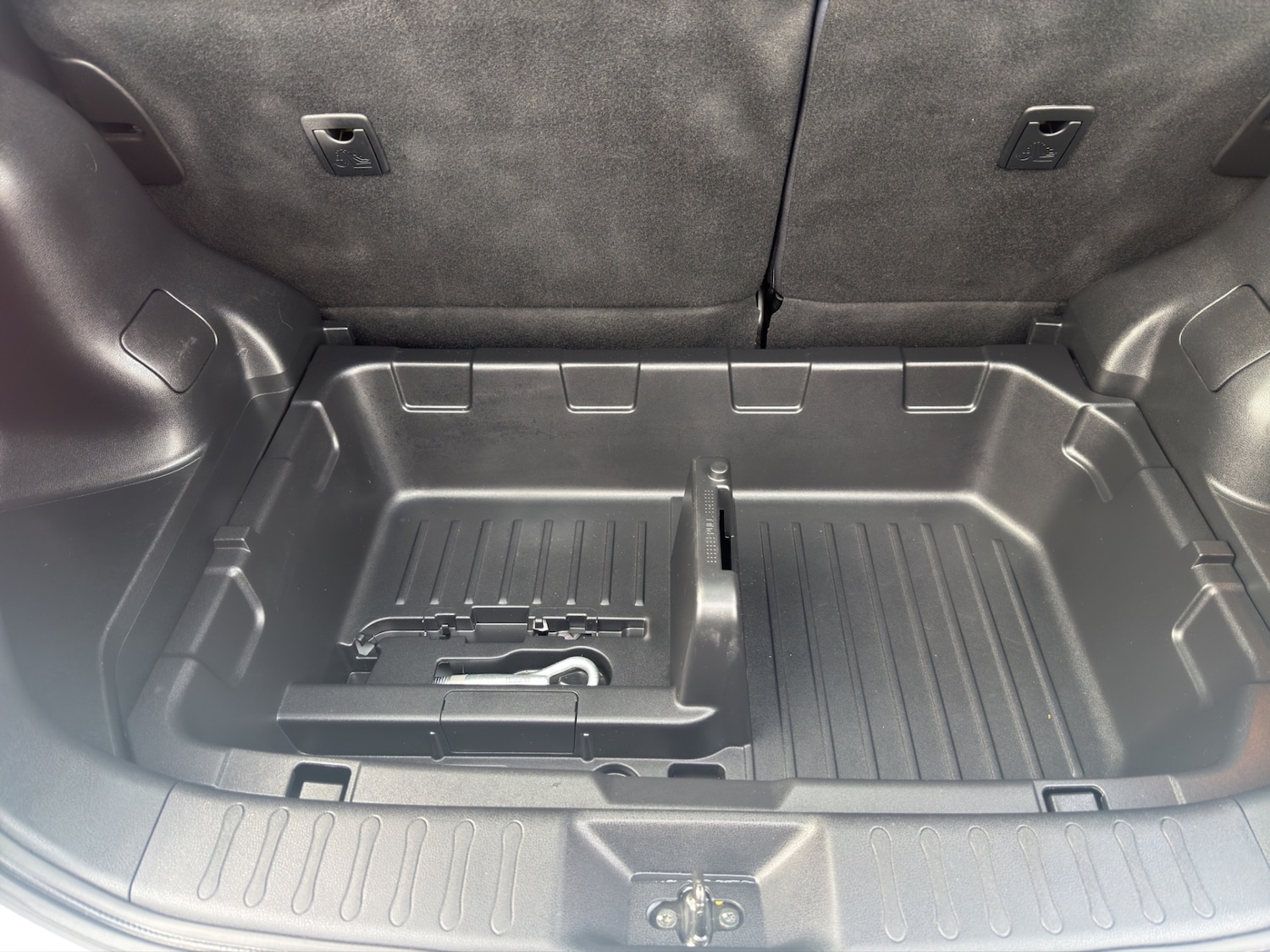 Used Nissan Juke 2013 for sale - 77687786: Photo 17